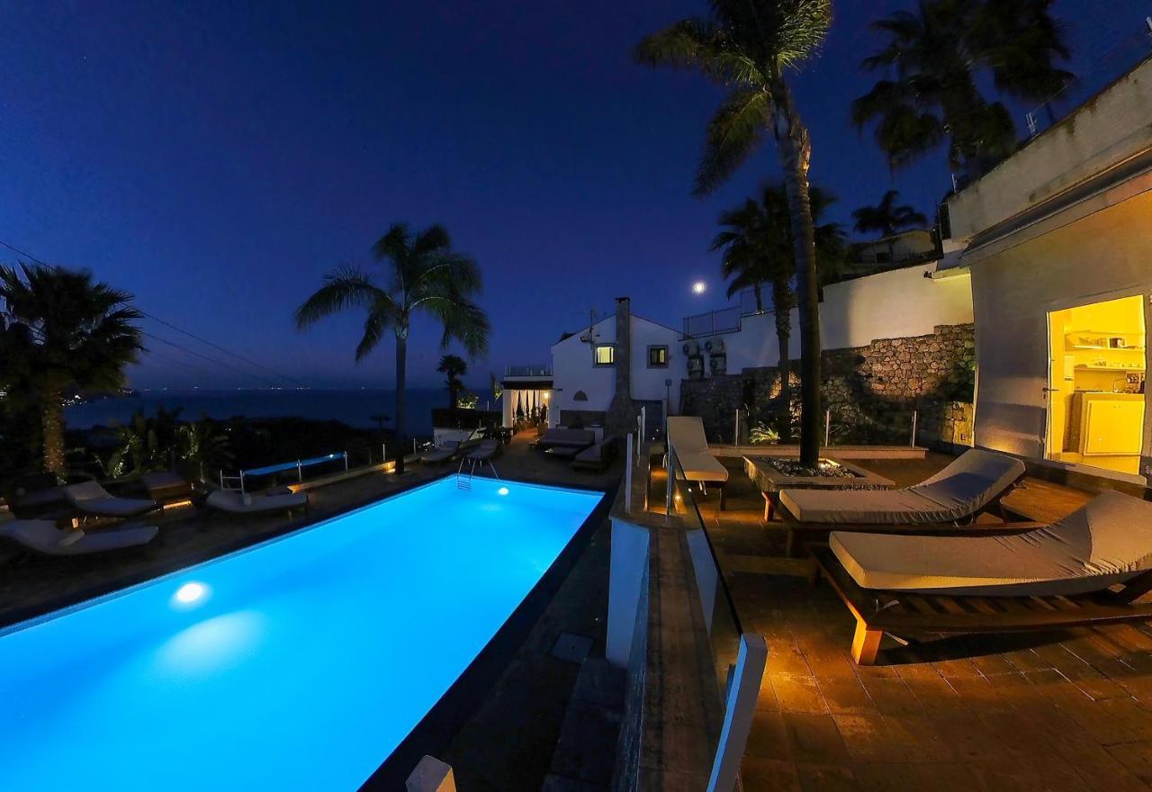 Luxury Taorum With Spectacular Sea Views In Villa