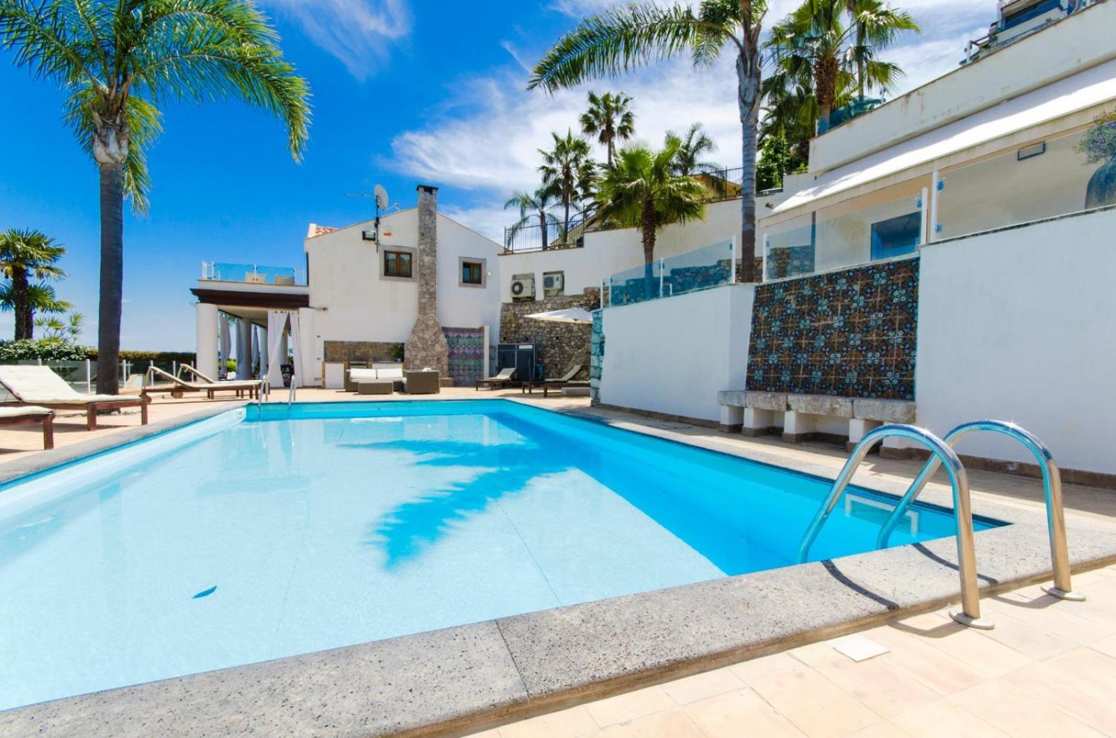 Villa Luxury Taorum With Spectacular Sea Views In Taormine