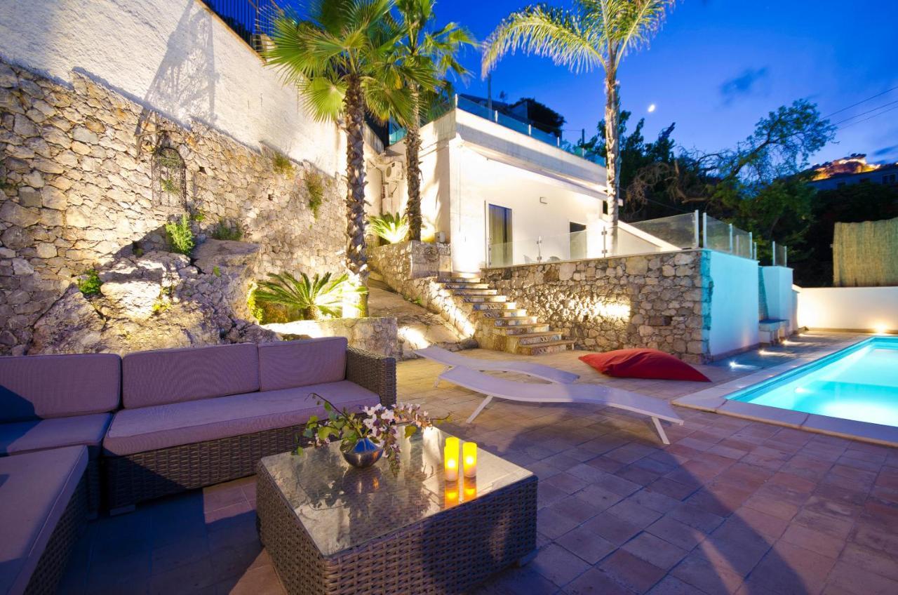 Villa Luxury Taorum With Spectacular Sea Views In Taormine