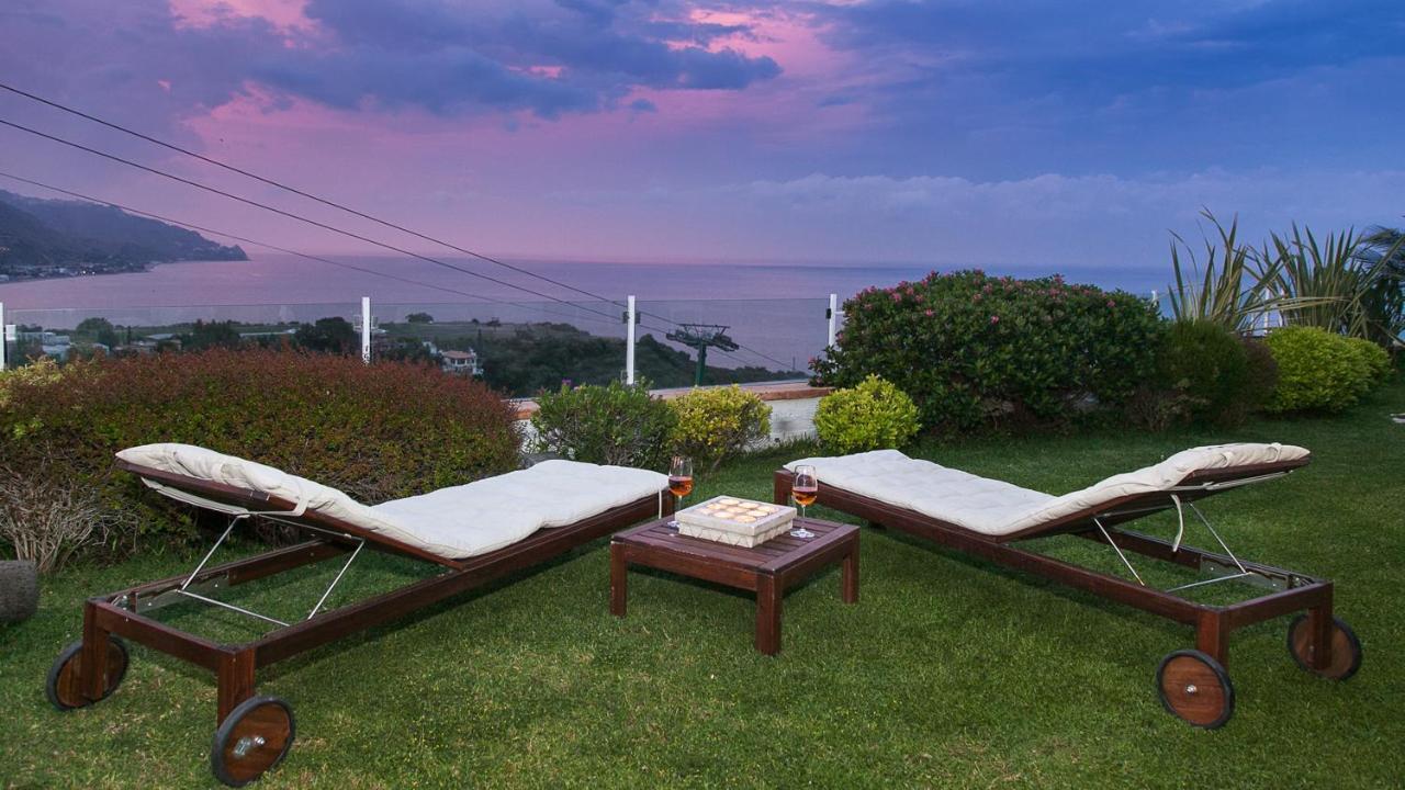 Luxury Taorum With Spectacular Sea Views In Villa Taormine