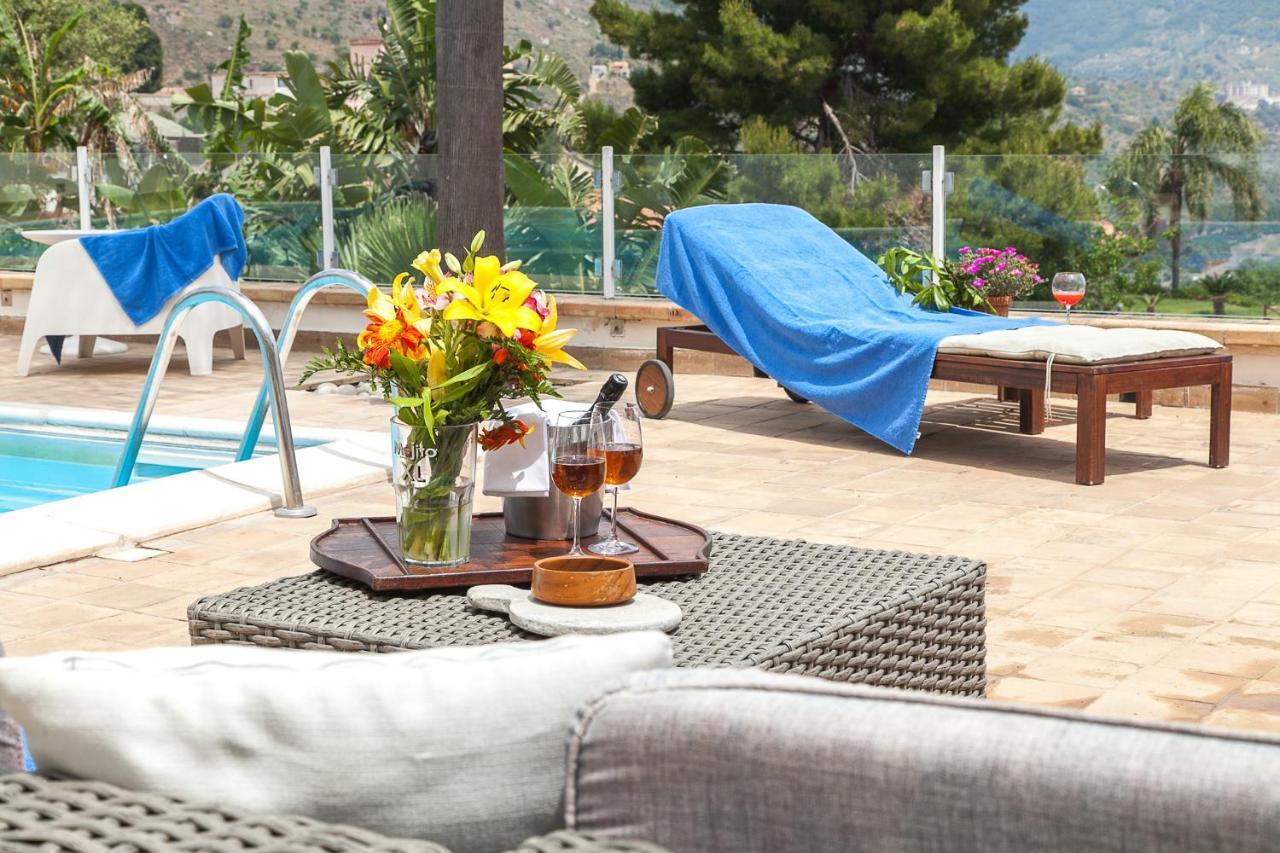 Luxury Taorum With Spectacular Sea Views In Villa