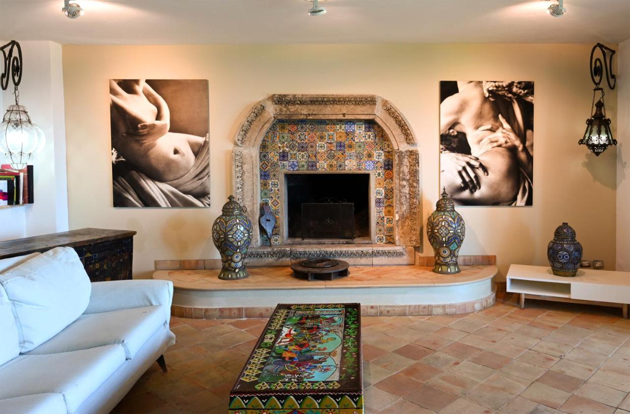 Villaer Luxury Taorum With Spectacular Sea Views In *