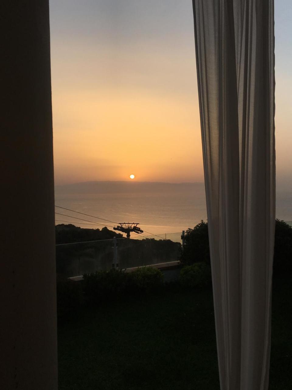 Villaer Luxury Taorum With Spectacular Sea Views In *
